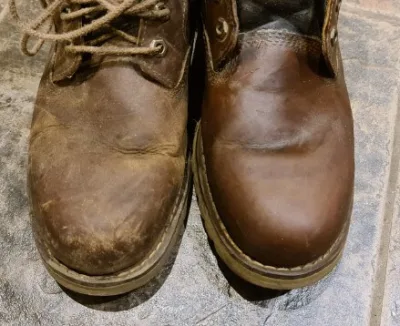 Recenzija Emir J.